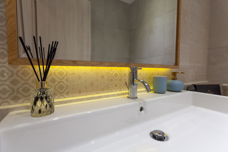 Bathroom 3, Villa Faros, South Aegean