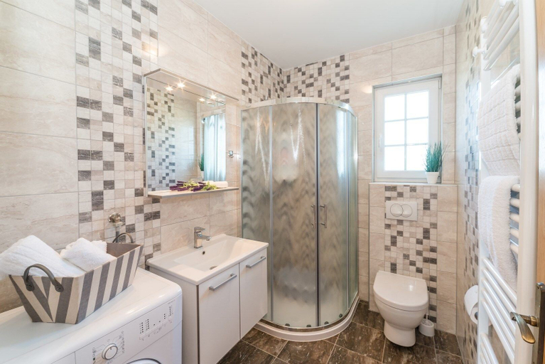 Bathroom 4, Villa St.vid 2, Vir