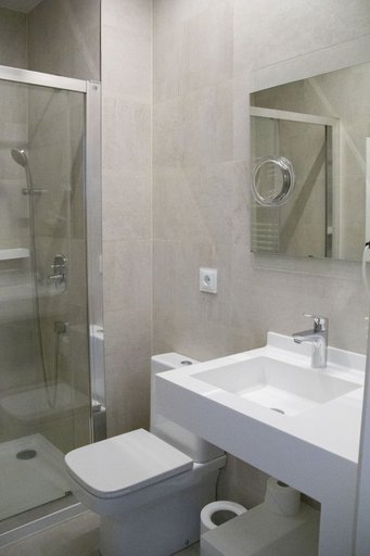 Bathroom 4, Alda San Bieito, A Coruña
