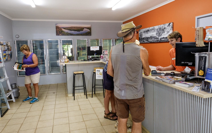 Food & Drinks 5, Kimberleyland Waterfront Holiday Park, Wyndham-East Kimberley