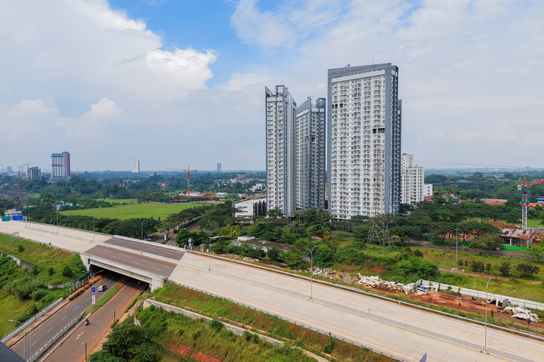 Others 3, Minimalist Studio at Sky House BSD Apartment By Travelio, Tangerang Selatan