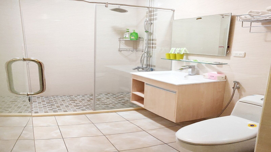 Bathroom 3, Happiness 1799, Hualien