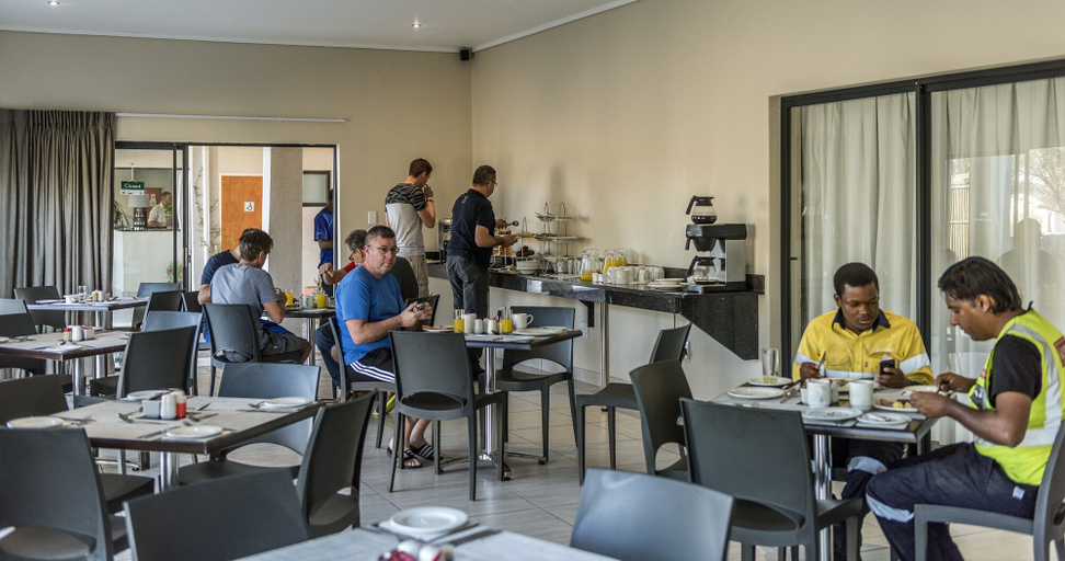 Food & Drinks 5, Pofadder Inn by Country Hotels, Namakwa