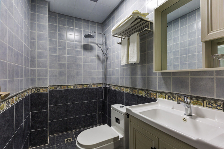Bathroom 3, Musudongxiang Inn, Zhangjiajie
