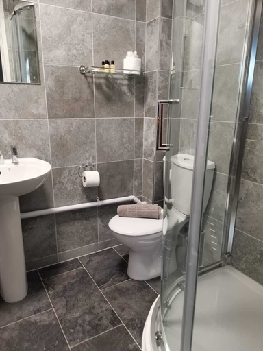 Bathroom 3, Church Farm, Norfolk