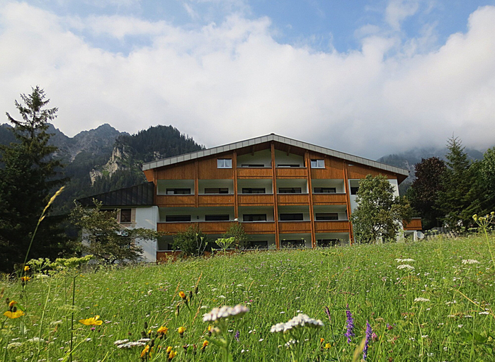 Exterior & Views 2, Hotel Sonnblick, Bludenz