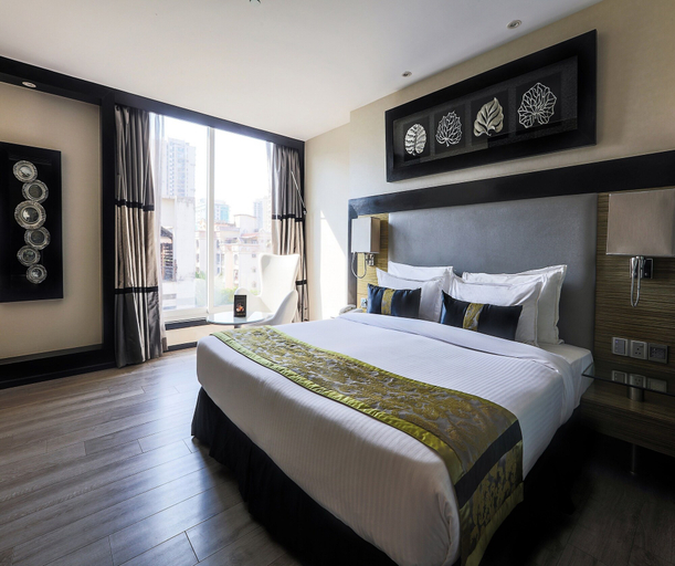 Bedroom 3, The Empresa Hotel, Mumbai Suburban