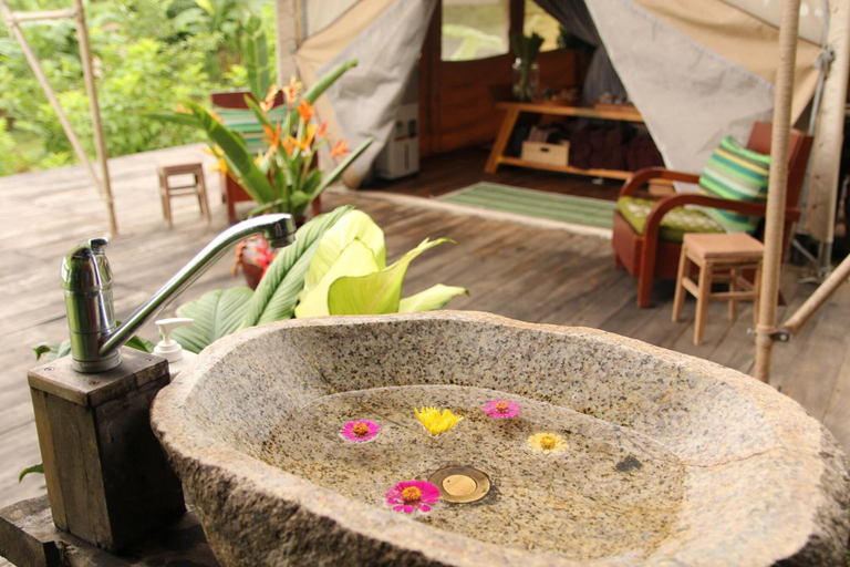 Bathroom 5, Lak Tented Camp, Lăk