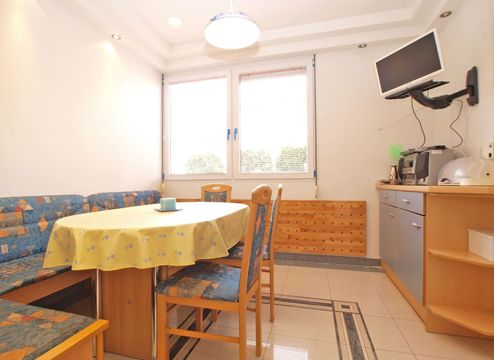 Others 4, Apartment 1544, Fažana