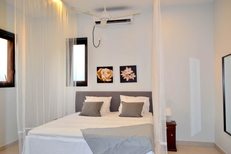 Bedroom 2, Maria Villa, Negombo