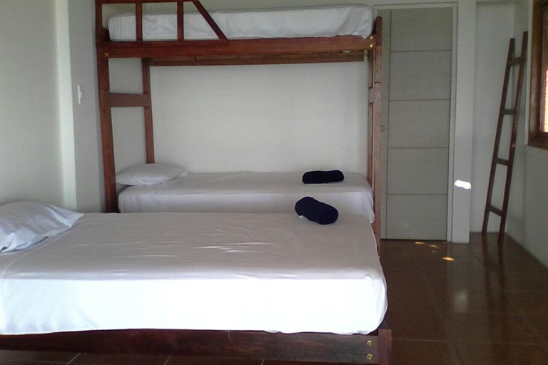 Bedroom 3, Las Tortuguitas Bungalows, Talara