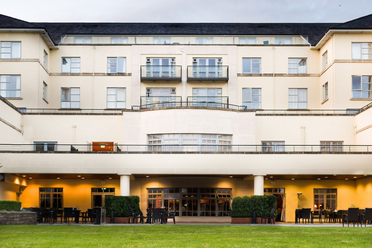 Exterior & Views 2, Knightsbrook Hotel Spa & Golf Resort