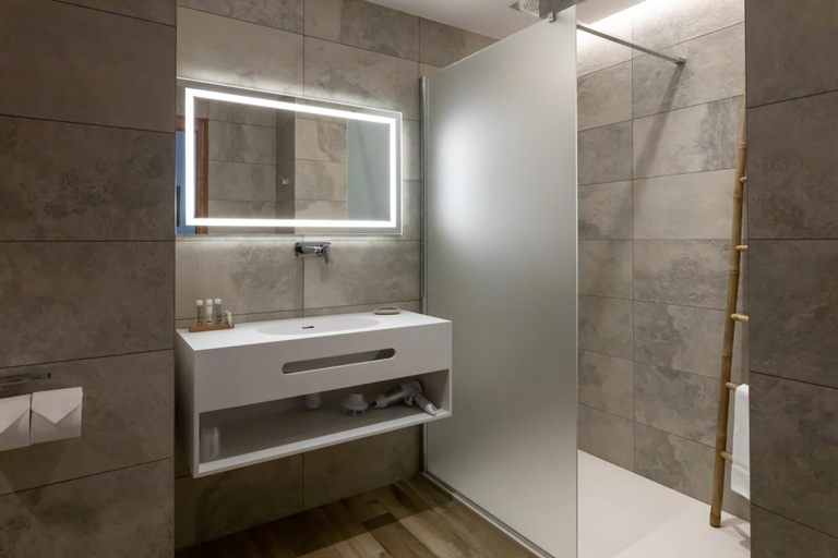 Bathroom 4, Kallisté Hôtel & Résidence, Corse-du-Sud