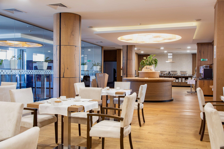 Food & Drinks 4, Metropolitan Hotel Sofia, a member of Radisson Individuals, Stolichna
