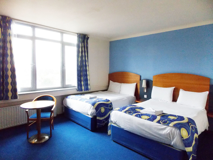 Bedroom 4, London Wembley International Hotel, London
