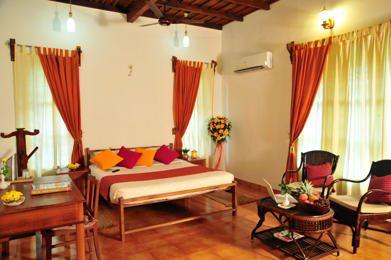 Bedroom 2, Mannaas Veedu Retreat & Spa, Pathanamthitta
