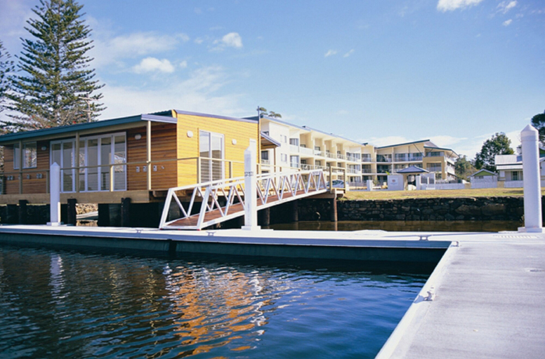 Exterior & Views, Boathouse Resort Tea Gardens, Great Lakes