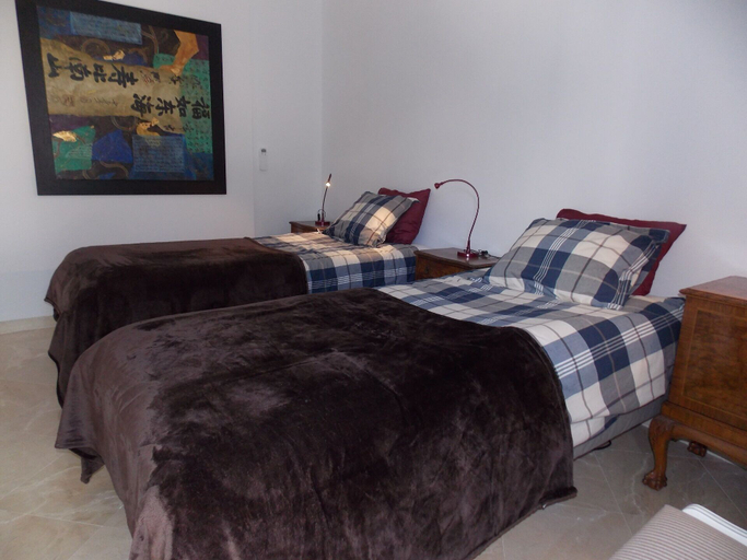 Bedroom 2, Family Apartment Close To Puerto Banus, Málaga