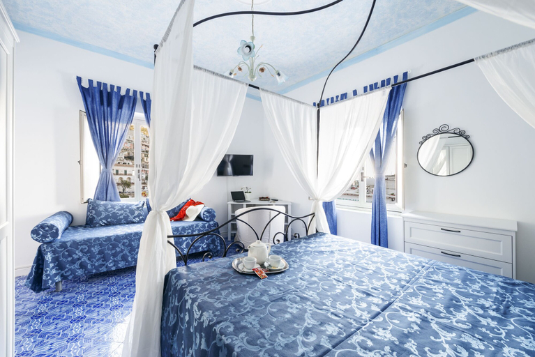 Bedroom 3, Florida Residence, Salerno