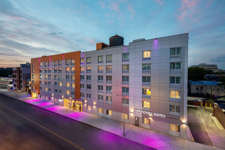 Exterior & Views 2, SpringHill Suites by Marriott New York JFK Airport/Jamaica, New York