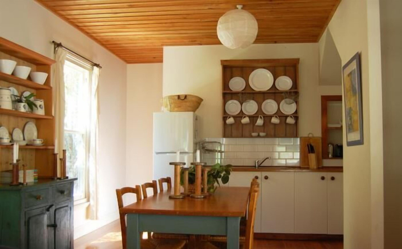 Others 4, Allenvale, Surf Coast - West