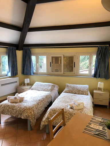 Bedroom 3, Domus Santa Caterina, Roma