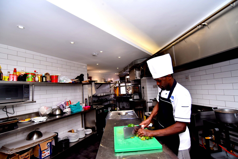 Food & Drinks 4, Victoria Mews Hotel, Kampala