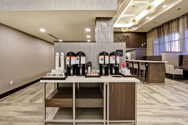 Food & Drinks 5, Hampton Inn by Hilton St. Catharines Niagara, Niagara