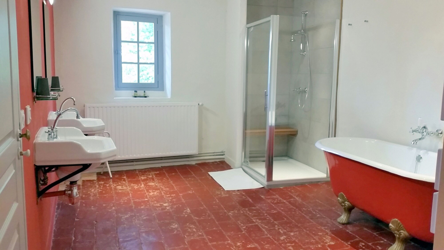 Bathroom, Domaine de Ceyrac - Chambres d'hôtes, Gard