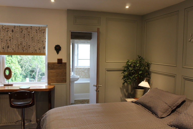 Bedroom 3, Haydn House - B&B, Somerset