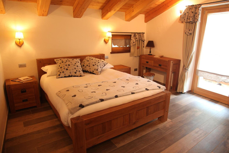 Bedroom 3, Mi casa tu casa, Aosta