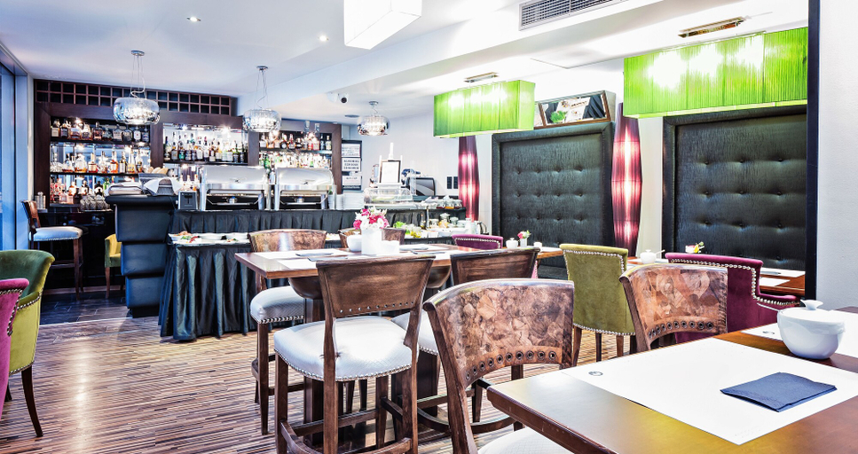Food & Drinks 5, Don Prestige Residence, Poznań City