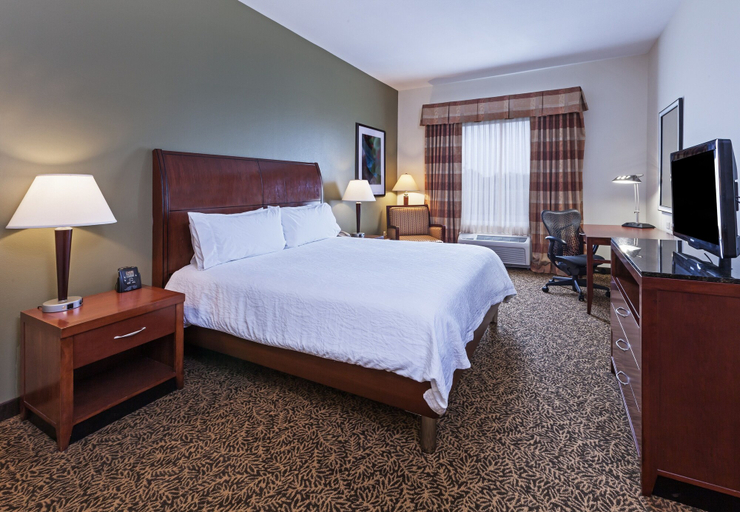 Bedroom 4, Hilton Garden Inn Corpus Christi, Nueces
