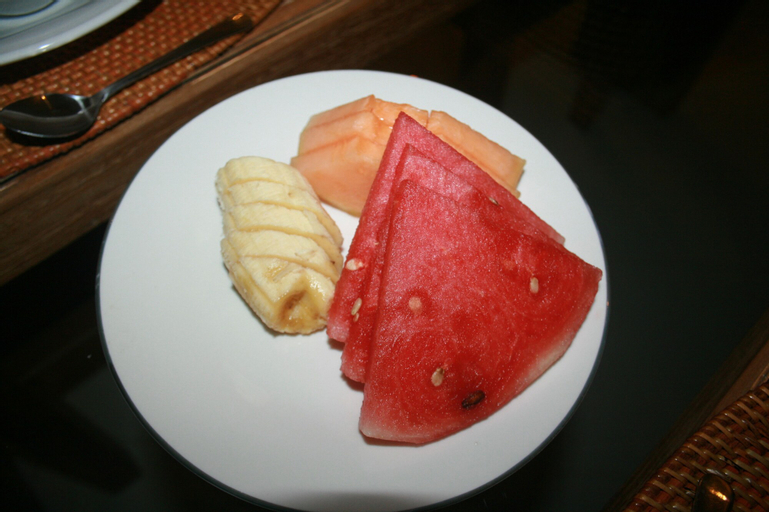 Food & Drinks