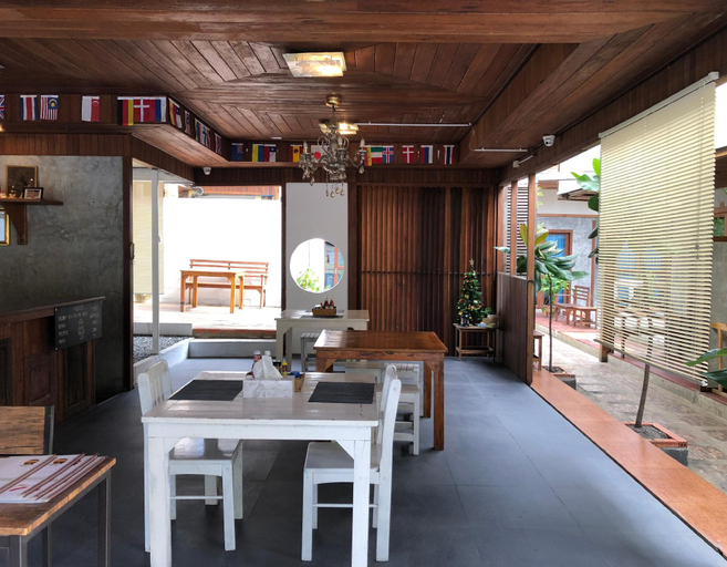 Food & Drinks 5, The Noi Guesthouse and Restaurant, Muang Satun