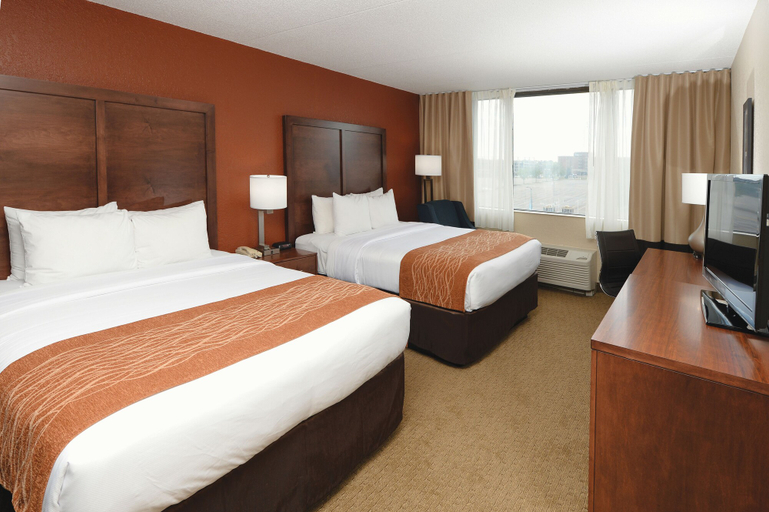 Bedroom 2, Comfort Inn & Suites Event Center, Polk