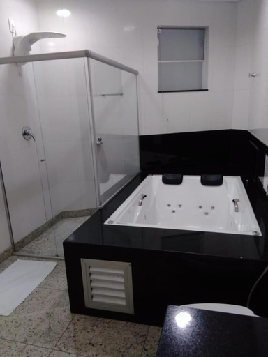Bathroom 4, Topazio Imperial Hotel, Itaúna