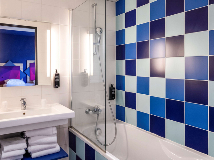 Bathroom 5, ibis Styles Albi Centre Le Theatro, Tarn