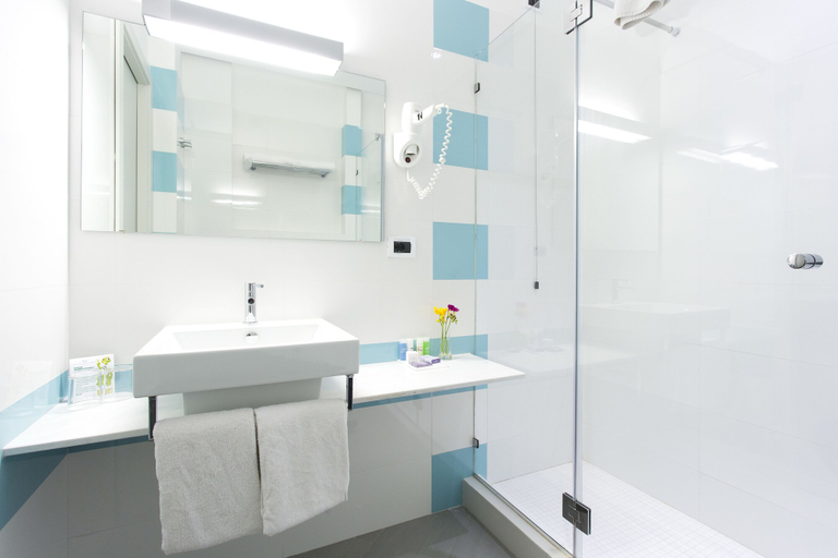 Bathroom 5, Art Hotel Gran Paradiso, Napoli