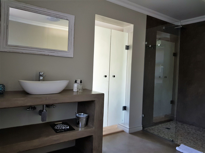 Bathroom 5, Four Palms Accommodation, City of Cape Town