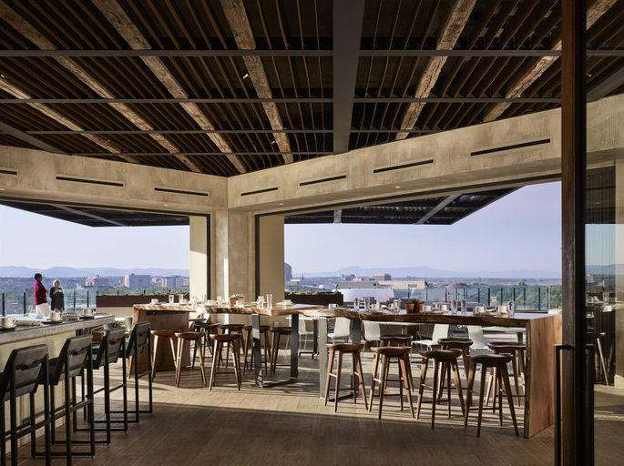 Food & Drinks 5, Hotel Chaco, Bernalillo