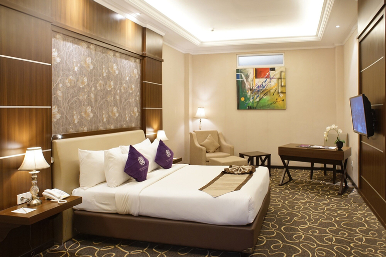 Bedroom 30