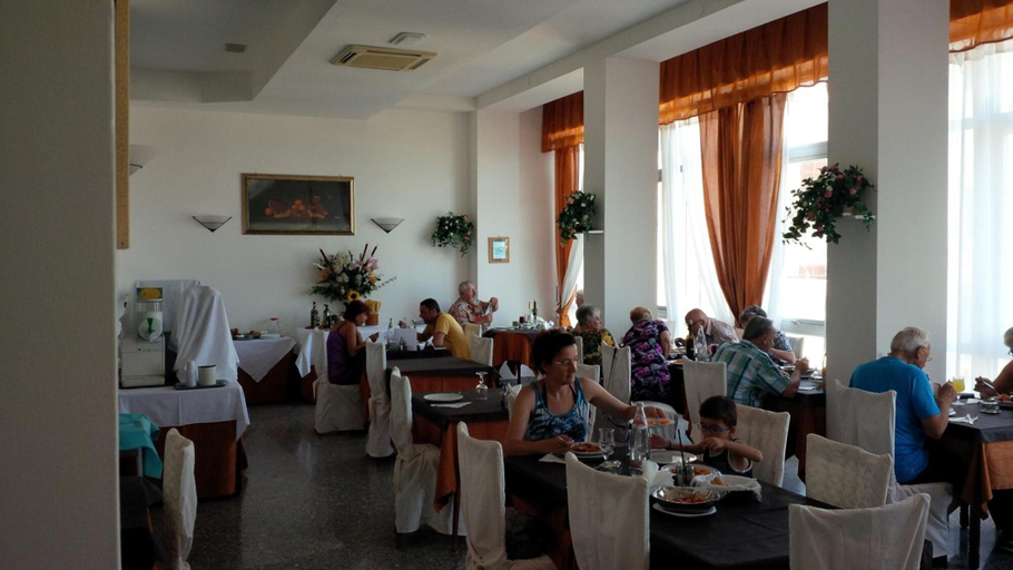 Food & Drinks 5, Hotel Europa, Rimini