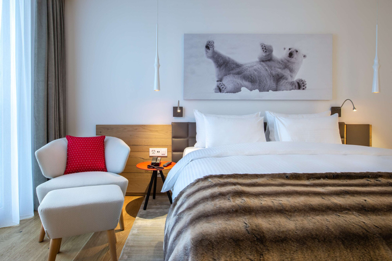 Bedroom 3, Radisson Blu Hotel Reussen, Andermatt, Uri