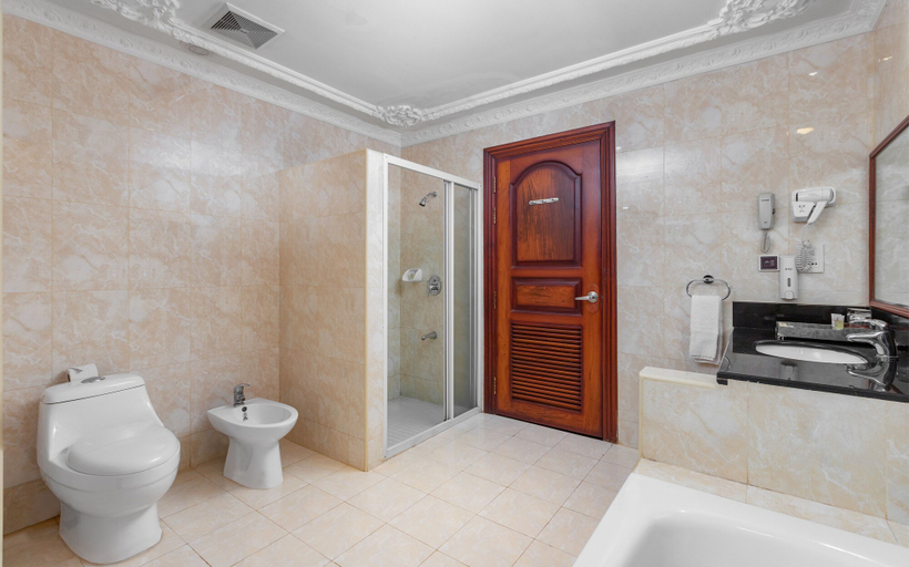 Bathroom 5, Regency Angkor Hotel, Siem Reap