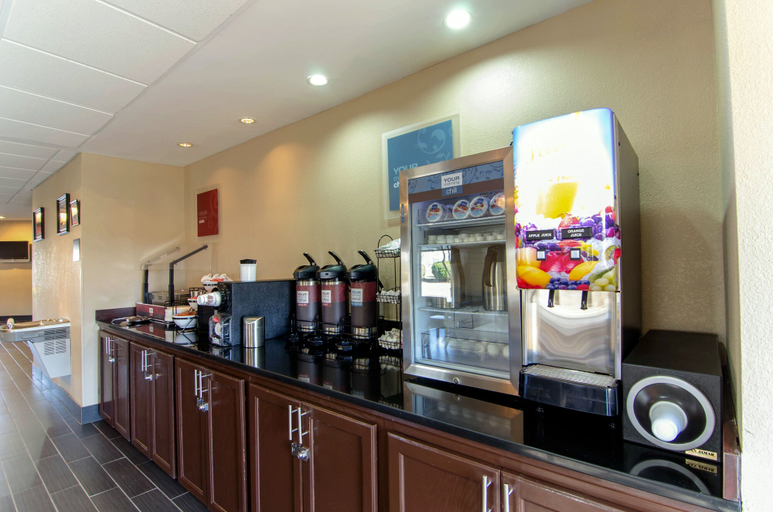 Food & Drinks 5, Clarion Pointe Apex – Holly Springs, Wake