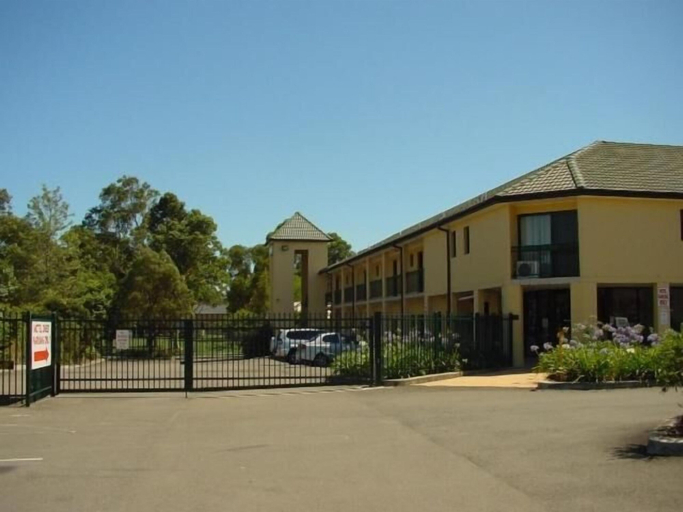 Exterior & Views 2, St. Marys Park View Motel, Penrith - East