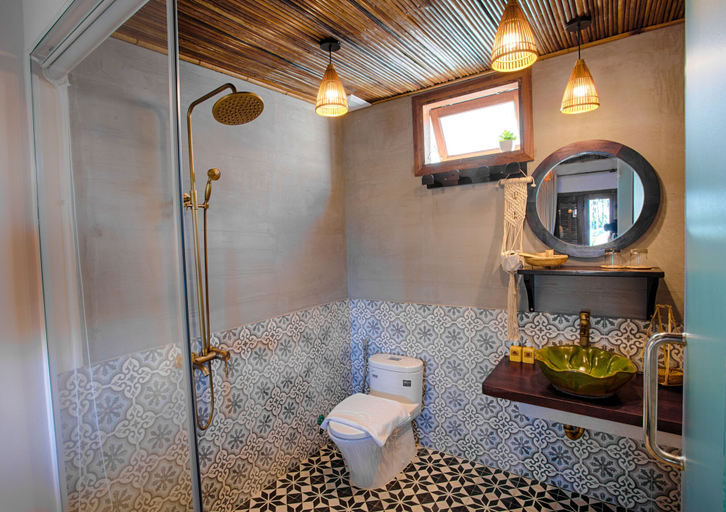 Bathroom 4, An Sen Boutique Villas, Da Nang