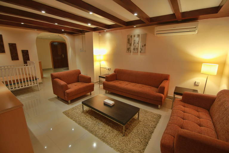Others 5, Mutrah Hotel, Muscat
