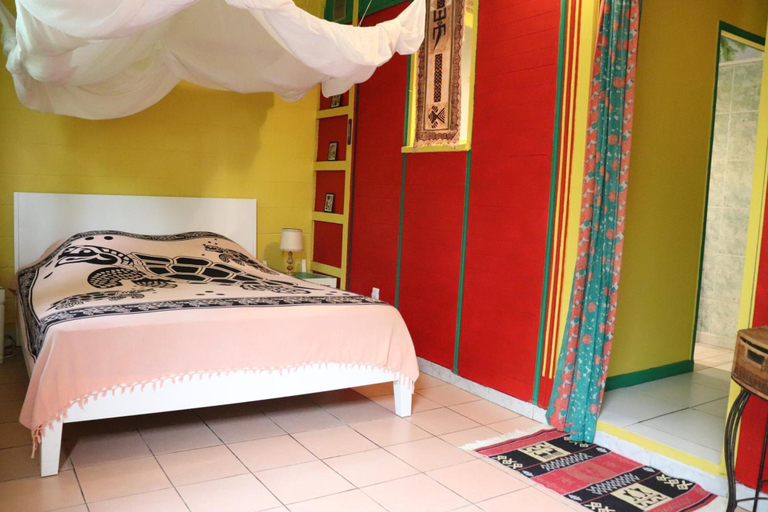Bedroom 3, L'Arbre de Vie, Saint-Joseph